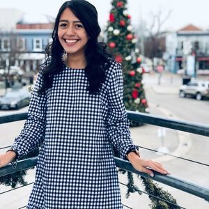 Meet your Posher, Mayra